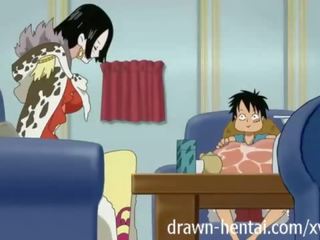 واحد قطعة هنتاي - boa يغوي luffy