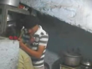 Επόμενος πόρτα ινδικό bhabhi σεξ βίντεο